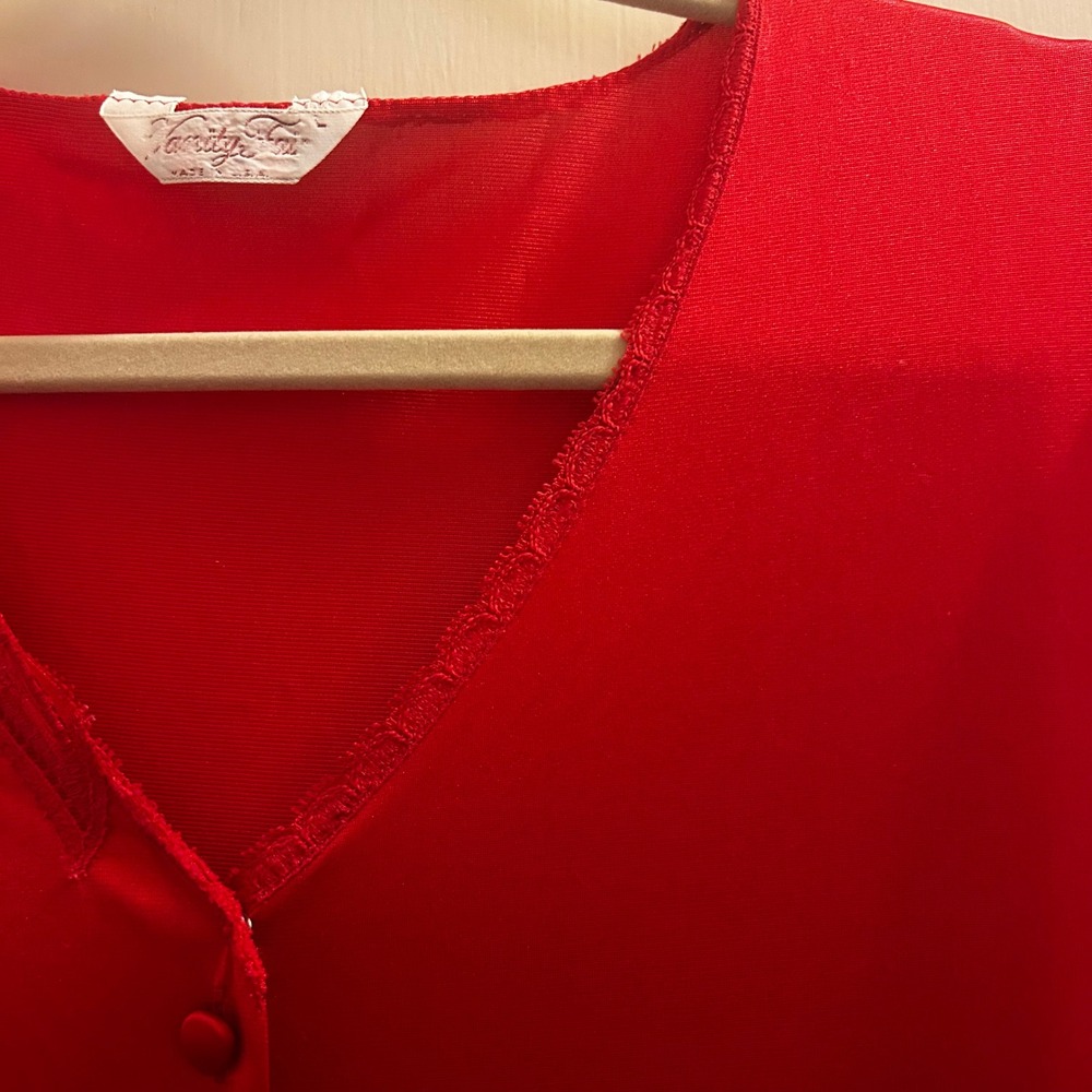 Vintage Vanity Fair Red Nylon Button Front Robe Nightgown Lace Trim‎ L - Picture 9 of 13
